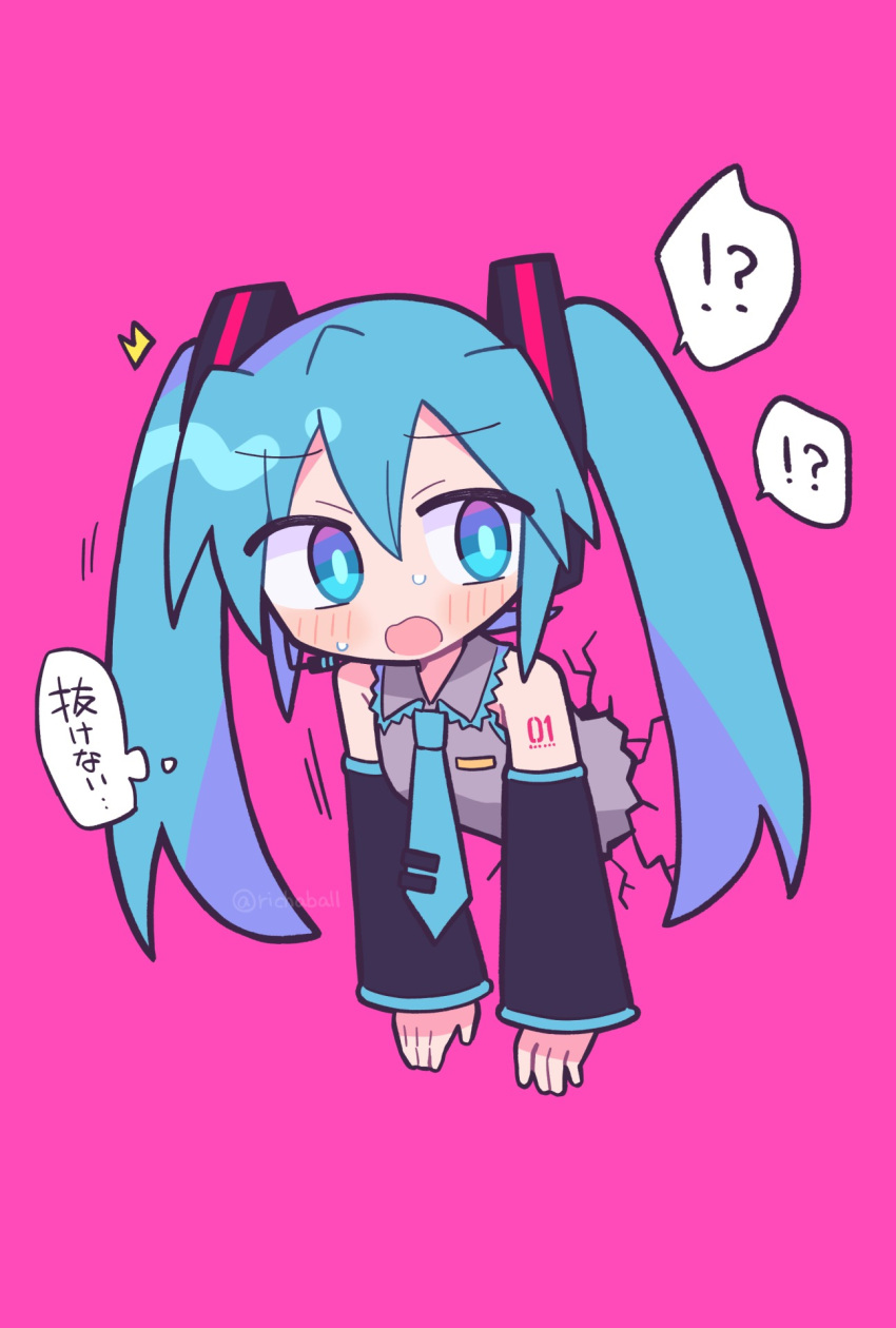 !? 1girl black_sleeves blue_eyes blue_hair blue_necktie blush chibi commentary_request detached_sleeves glory_wall hatsune_miku highres long_hair long_sleeves looking_back necktie number_tattoo pink_background pink_theme rabbit_hole_(vocaloid) richard_(richaball) shirt simple_background sleeveless sleeveless_shirt solo speech_bubble stuck tattoo through_wall translation_request twintails vocaloid