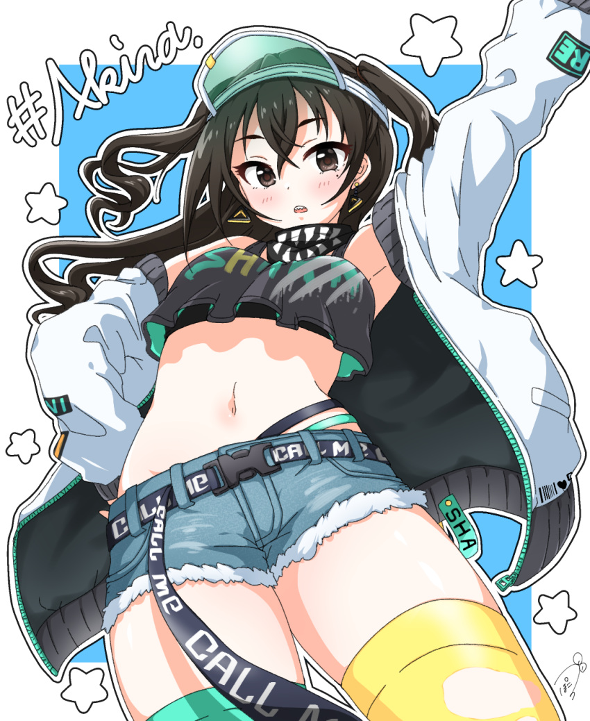 1girl arm_up armpits asymmetrical_legwear bare_shoulders belt black_belt black_hair black_shirt blue_background blush border breasts brown_eyes cowboy_shot cropped_shirt denim denim_shorts dot_nose earrings floating_hair from_below funxy_k green_thighhighs hair_between_eyes hand_on_own_hip highres idolmaster idolmaster_cinderella_girls idolmaster_cinderella_girls_starlight_stage jacket jewelry long_hair long_sleeves looking_at_viewer medium_breasts midriff mismatched_legwear mole mole_under_eye navel off_shoulder open_clothes open_jacket open_mouth outside_border sharp_teeth shirt shorts signature solo standing starry_background sunazuka_akira teeth thighhighs triangle_earrings twintails upper_teeth_only visor_cap white_border white_jacket yellow_thighhighs zipper zipper_pull_tab