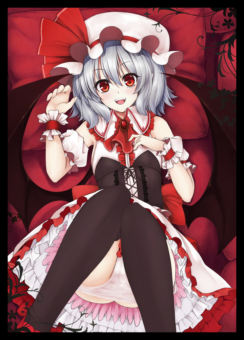 pantsu remilia_scarlet thighhighs touhou utakata wings