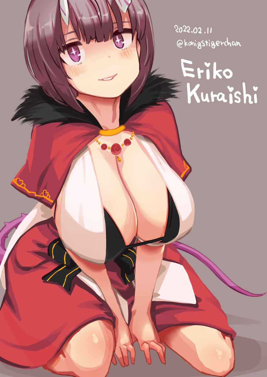 +_+ 1girl absurdres blush bob_cut breasts broken_horn brown_hair capelet character_name cleavage cygames dated demon_girl demon_horns dot_nose eriko_(princess_connect!) fur-trimmed_capelet fur_trim highres horns inverted_bob jewelry kneeling konigstigerchan large_breasts multi-strapped_bikini_top necklace princess_connect! purple_eyes purple_tail red_capelet short_hair skirt smile solo spiked_tail tail twitter_username two-tone_dress