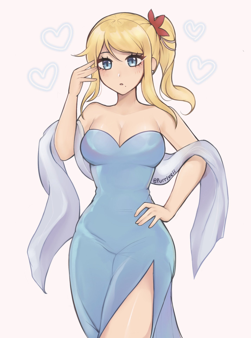 1girl bare_arms bare_shoulders blonde_hair blue_dress blue_eyes breasts cleavage commentary cowboy_shot dress hand_on_own_hip heart highres long_hair medium_breasts metroid purrlucii samus_aran shawl side_ponytail side_slit sidelocks solo standing strapless strapless_dress thighs