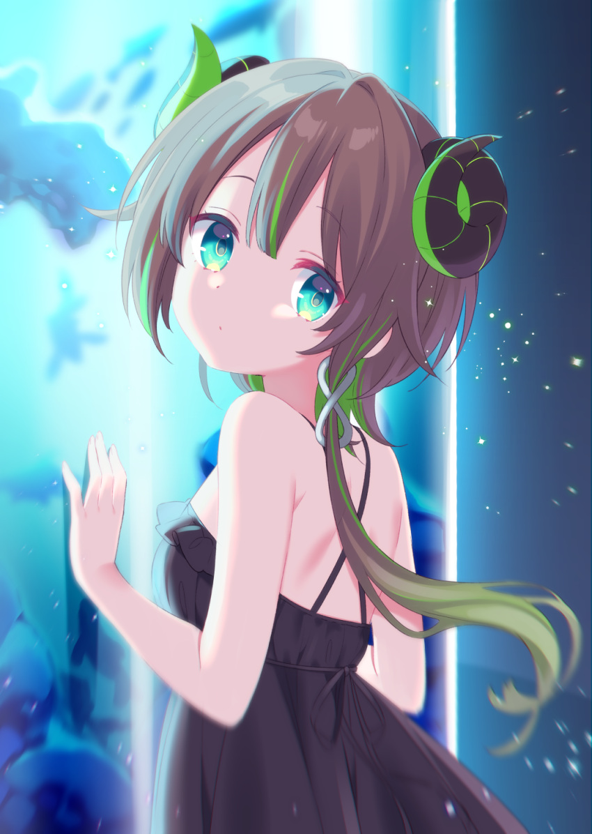 1girl animal aquarium bare_arms bare_shoulders black_dress blue_eyes blurry blurry_background brown_hair commentary_request curled_horns demon_horns depth_of_field dress frilled_dress frills from_side green_hair hair_between_eyes hand_up highres horns indoors kusumoto_shizuru long_hair looking_at_viewer looking_to_the_side multicolored_hair original sleeveless sleeveless_dress solo streaked_hair two-tone_hair very_long_hair water