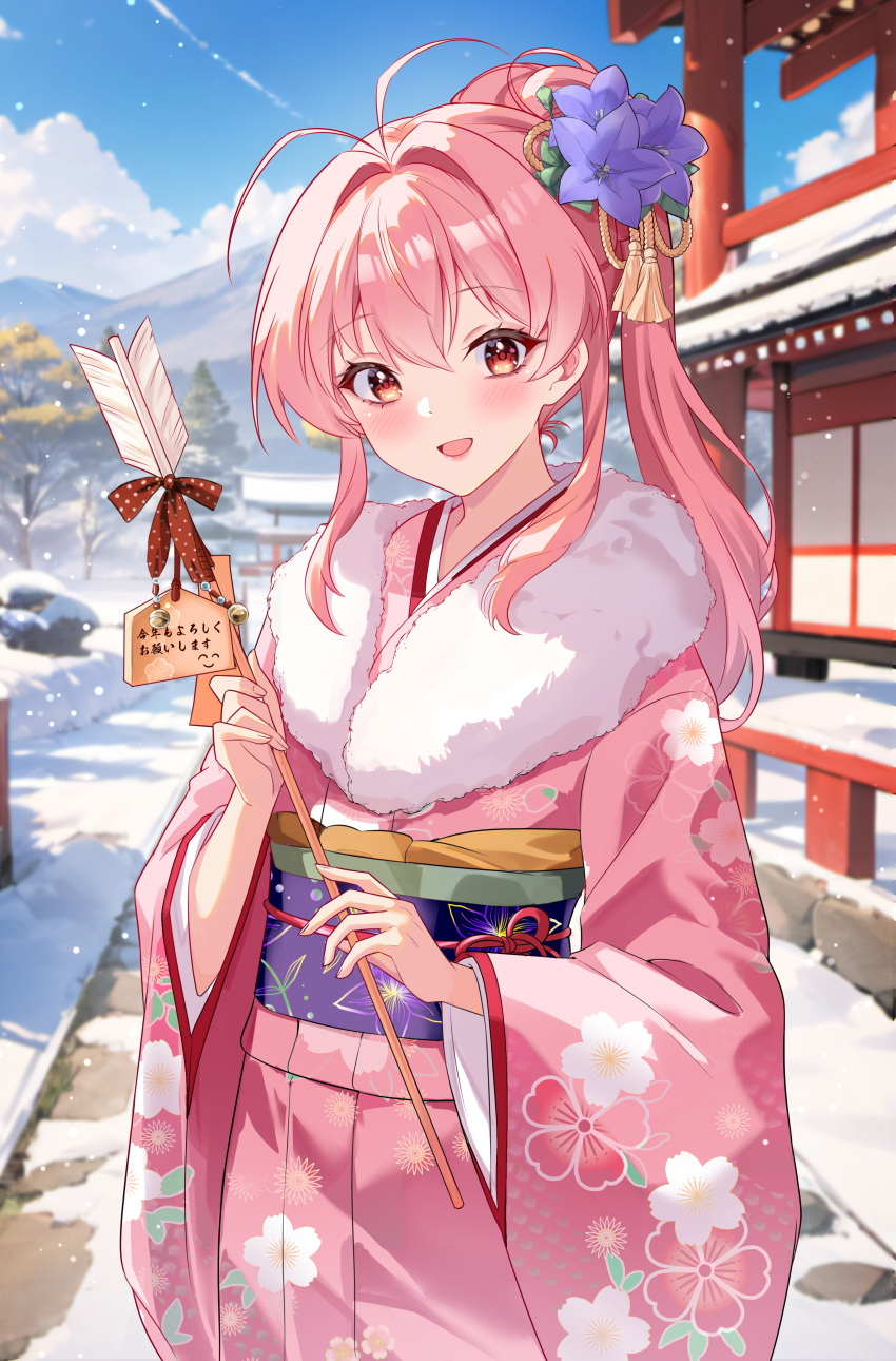 1girl absurdres antenna_hair architecture arrow_(projectile) blue_sash chaos;head east_asian_architecture ema fur_collar gher5555 hair_intakes hair_ornament hamaya high_ponytail highres holding holding_arrow japanese_clothes kanzashi kimono long_hair looking_at_viewer obi obiage obijime open_mouth pink_kimono red_eyes sakihata_rimi sash sidelocks smile solo upper_body