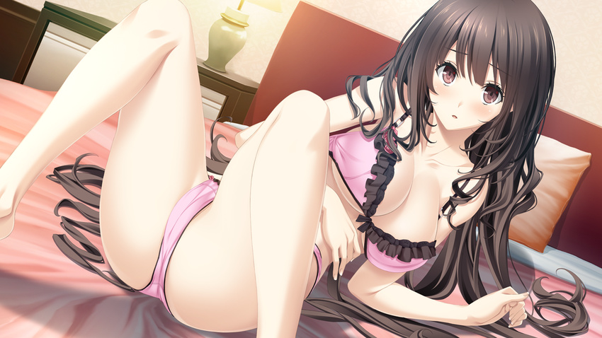 bed black_hair bra breasts brown_eyes brown_hair game_cg hoshimi_tsukuyo kiss_ato_kiss_will_change_my_relation_with_you lamp mikoto_akemi panties pillow pink_bra pink_panties solo spread_legs thighs underboob underwear