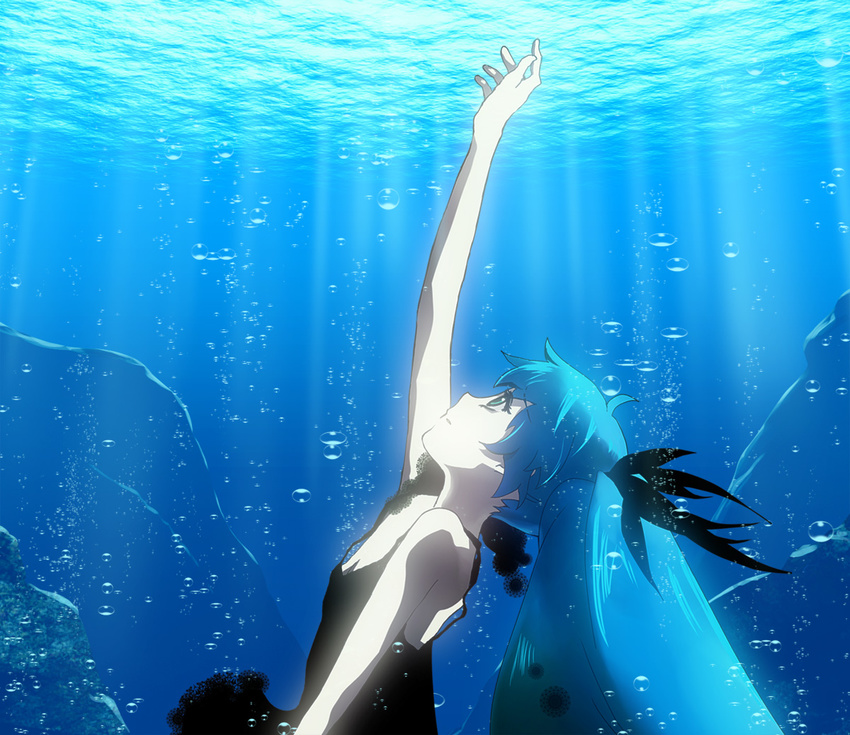 air_bubble aqua_eyes aqua_hair arm_up black_dress bubble dress haruyo_(imokenp) hatsune_miku light_rays long_hair looking_up outstretched_arm profile shinkai_shoujo_(vocaloid) solo sunbeam sunlight twintails underwater vocaloid