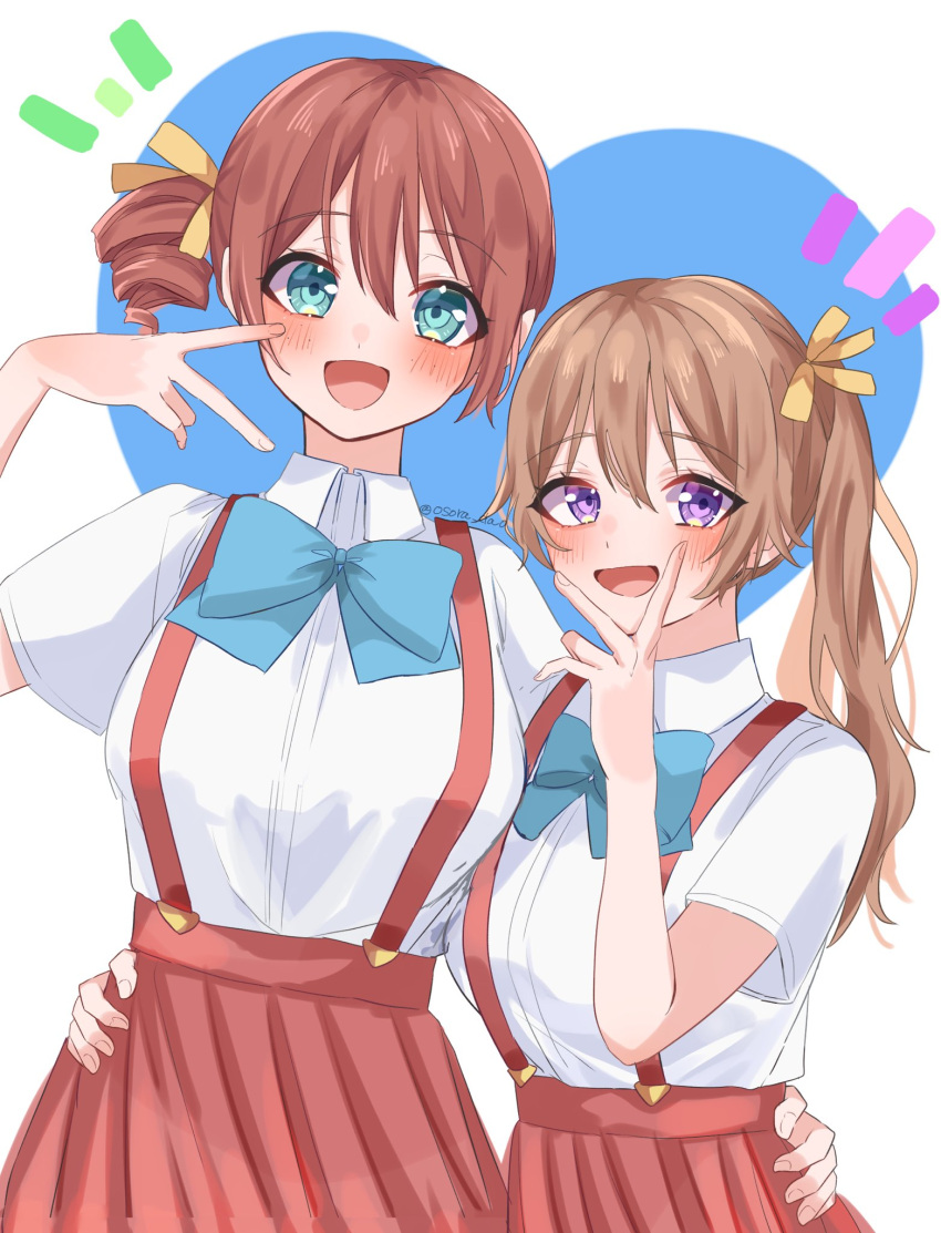 2girls :d aqua_eyes arm_around_waist blue_bow blue_bowtie blush bow bowtie breasts brown_hair collared_shirt commentary drill_hair emma_verde hair_between_eyes hair_ribbon hand_on_another's_waist heart height_difference highres konoe_kanata large_breasts light_brown_hair long_hair looking_at_viewer love_live! love_live!_nijigasaki_high_school_idol_club matching_outfits multiple_girls open_mouth osora_dao pleated_skirt purple_eyes red_skirt ribbon shirt short_sleeves side_drill side_ponytail skirt smile standing suspender_skirt suspenders twitter_username upper_body v v_over_mouth white_background white_shirt