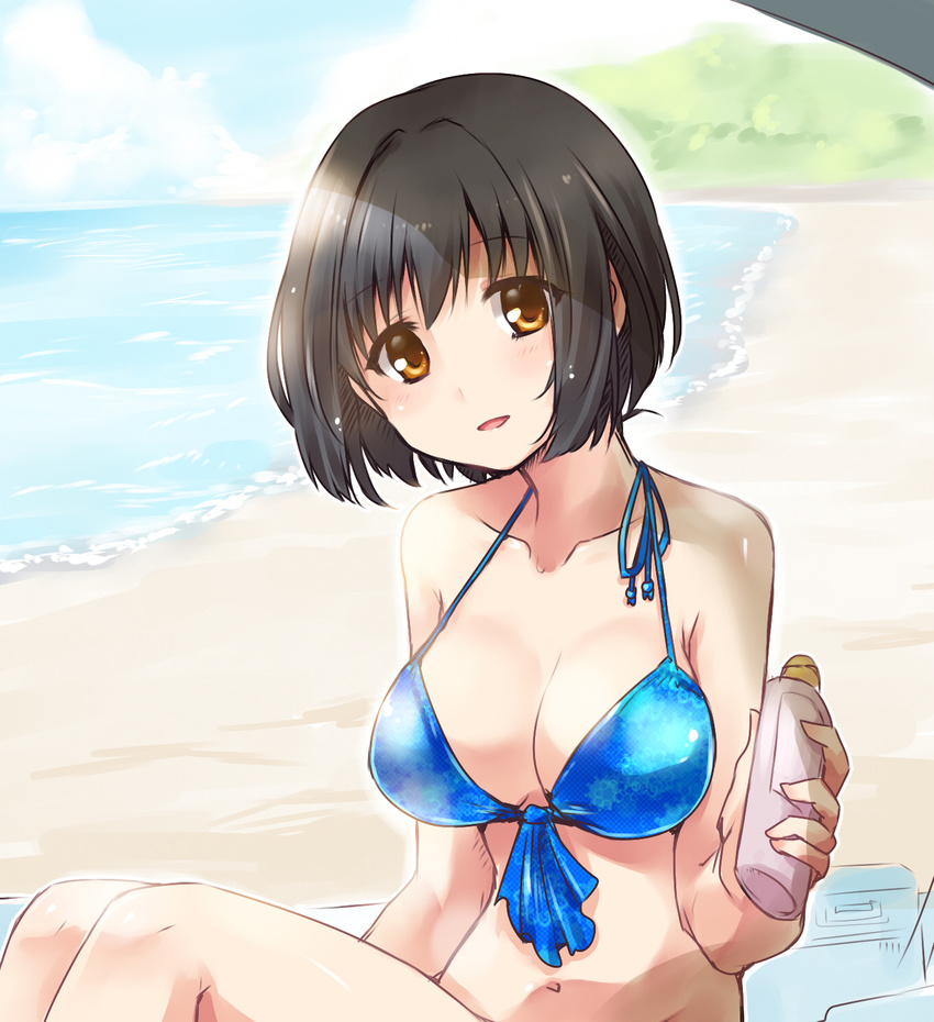 :d bad_id bad_pixiv_id bare_arms beach beach_towel bikini black_hair blue_bikini bottle breasts cleavage collarbone day front-tie_bikini front-tie_top highres horizon idolmaster idolmaster_cinderella_girls knees large_breasts looking_at_viewer ocean open_mouth outdoors paopao parted_lips sand short_hair smile swimsuit takafuji_kako towel upper_body waves yellow_eyes