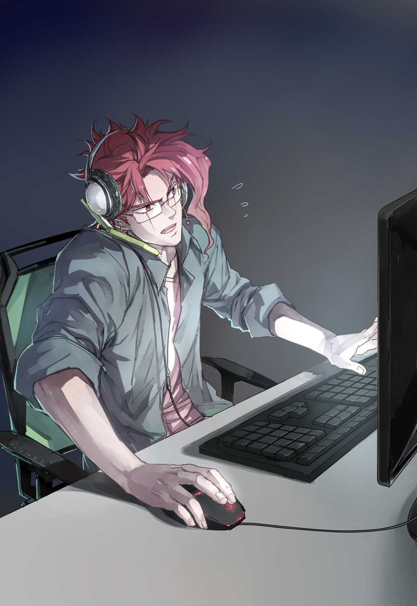absurdres bad_id bad_pixiv_id casual computer headphones highres jacket jojo_no_kimyou_na_bouken kakyouin_noriaki keyboard_(computer) linjie male_focus mouse_(computer) red_eyes red_hair solo