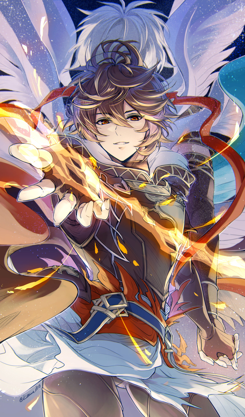 2boys absurdres ahoge armor back-to-back belt bishounen blue_belt breastplate brown_hair cape commentary commentary_request cowboy_shot feathered_wings flaming_sword flaming_weapon floating_clothes gloves granblue_fantasy highres holding holding_hands holding_sword holding_weapon kitsune_0510 light_smile looking_at_viewer lucifer_(shingeki_no_bahamut) male_focus multiple_boys outstretched_hand parted_lips red_eyes sandalphon_(granblue_fantasy) short_hair star_(sky) sword weapon white_cape white_hair wings