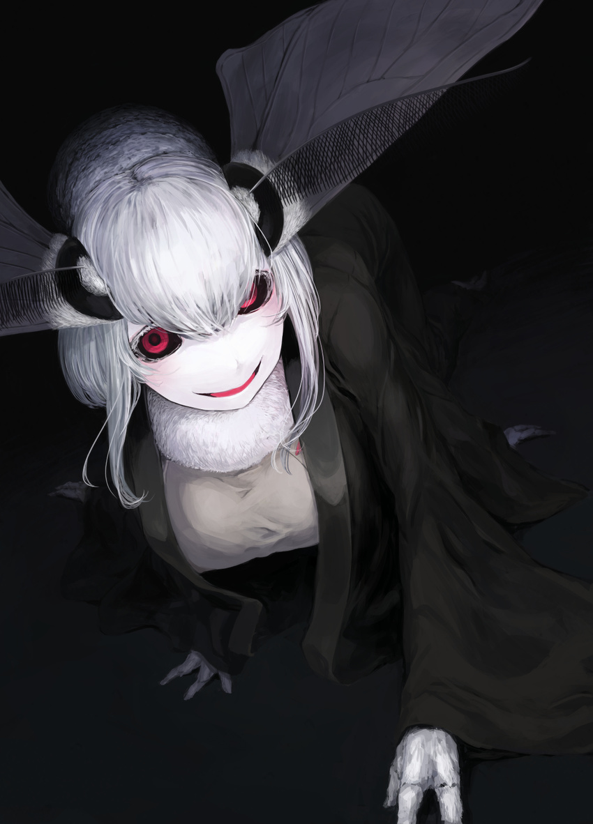 antenna_hair bad_id bad_pixiv_id black_sclera fewer_digits highres insect_girl insect_wings japanese_clothes long_hair mashiro_(solopipb) monster_girl moth_wings original red_eyes silver_hair smile solo solopipb white_skin wings yandere