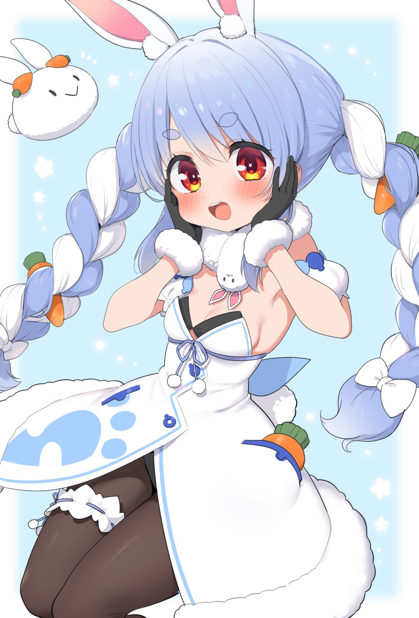 1girl animal_ear_fluff animal_ears blue_hair blush braid breasts carrot carrot_hair_ornament don-chan_(usada_pekora) food-themed_hair_ornament fur-trimmed_gloves fur_scarf fur_trim gloves hair_ornament highres hololive long_hair looking_at_viewer multicolored_hair open_mouth pekomon_(usada_pekora) rabbit_ears rabbit_girl ransusan red_eyes short_eyebrows small_breasts smile solo thick_eyebrows twin_braids twintails two-tone_hair usada_pekora usada_pekora_(1st_costume) virtual_youtuber white_hair