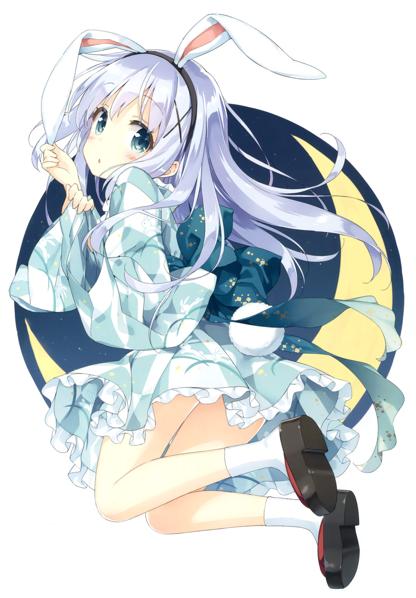 :o absurdres animal_ears animal_print bare_legs blush bunny_ears bunny_print bunny_tail checkered checkered_clothing checkered_kimono crescent_moon fake_animal_ears full_body gochuumon_wa_usagi_desu_ka? green_eyes hair_ornament hairband hairclip highres japanese_clothes kafuu_chino kimono kimono_skirt long_hair looking_at_viewer moon obi peko sash shoes silver_hair socks solo tail white_background white_legwear wide_sleeves x_hair_ornament yukata