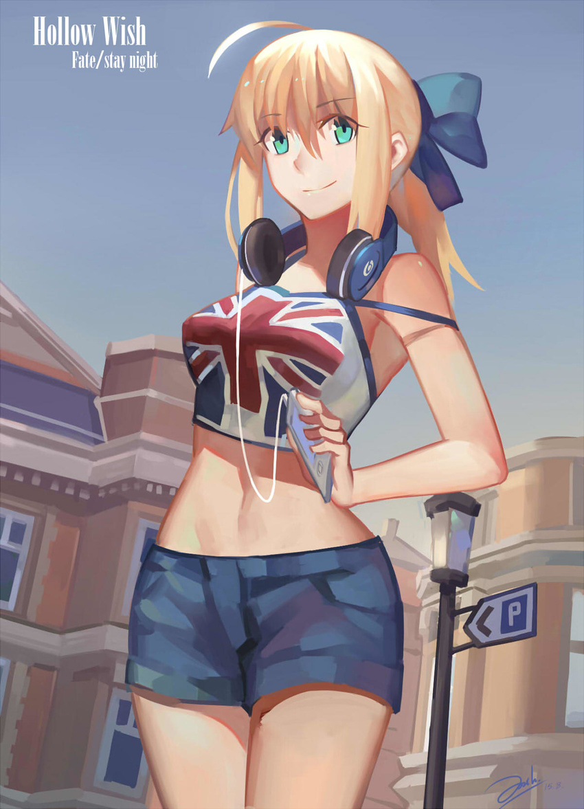 alternate_costume artoria_pendragon_(all) beats_by_dr._dre bianyuanqishi blonde_hair bow casual cowboy_shot crop_top denim denim_shorts digital_media_player fate/stay_night fate_(series) flag_print green_eyes hair_bow headphones headphones_around_neck highres ipod looking_at_viewer microphone midriff navel ponytail print_shirt saber shirt short_hair shorts sidelocks signature solo strapless tubetop union_jack united_kingdom