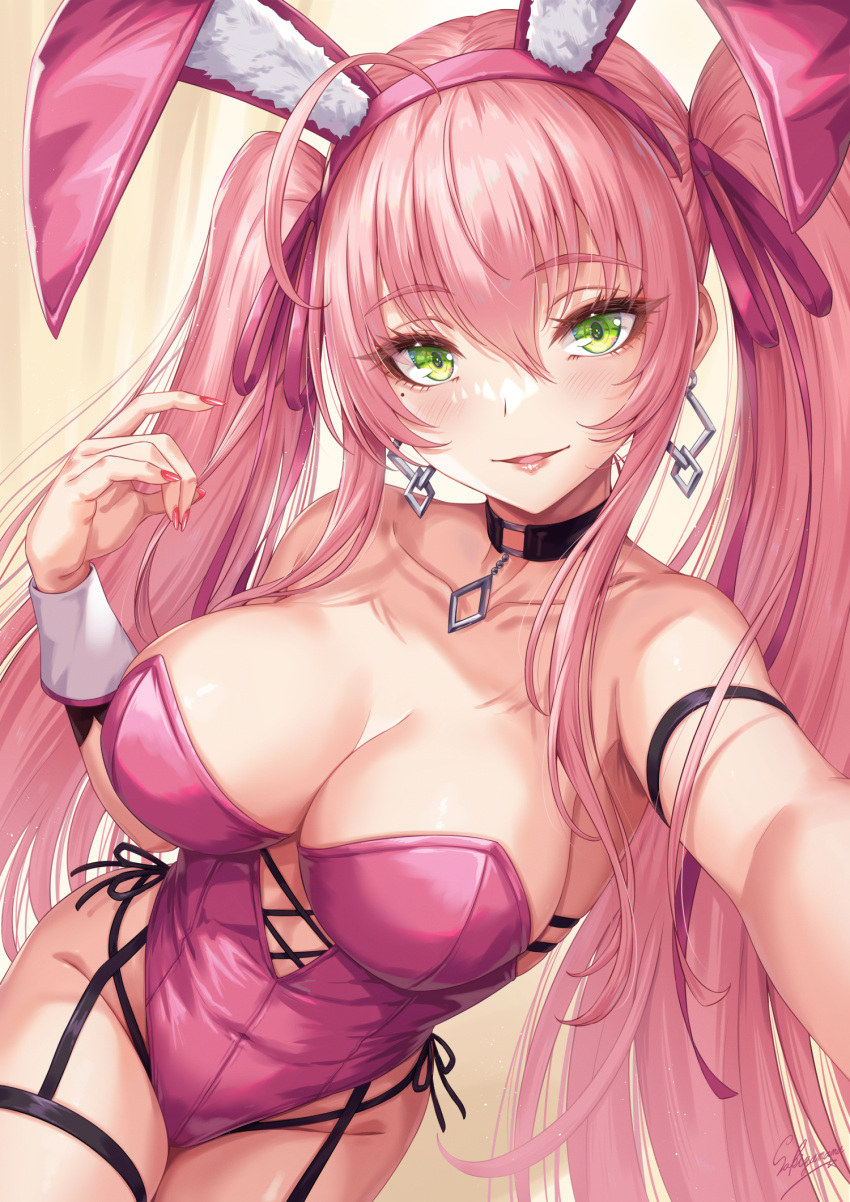 1girl animal_ears arm_strap bare_shoulders blush breasts cleavage collarbone commentary_request covered_navel earrings fake_animal_ears green_eyes hair_ornament hair_ribbon hairband highres jewelry large_breasts leotard long_hair looking_at_viewer mole mole_under_eye original parted_lips pink_hair pink_hairband pink_leotard playboy_bunny rabbit_ears ribbon sakiyamama smile solo thighs twintails wrist_cuffs