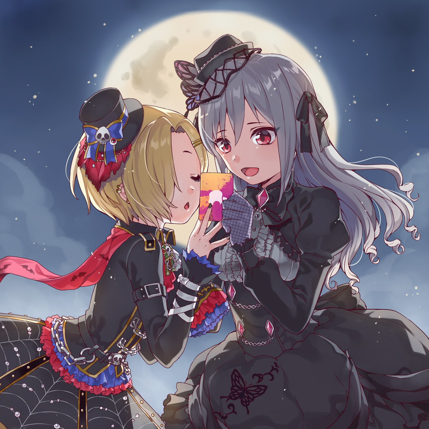 :d chain chestnut_mouth closed_eyes full_moon gift_card gloves gothic_lolita hair_down hair_over_one_eye hat highres idolmaster idolmaster_cinderella_girls idolmaster_cinderella_girls_starlight_stage itunes kanzaki_ranko lolita_fashion long_hair moon multiple_girls open_mouth rojiko rosenburg_alptraum shirasaka_koume silver_hair sleeves_past_wrists smile