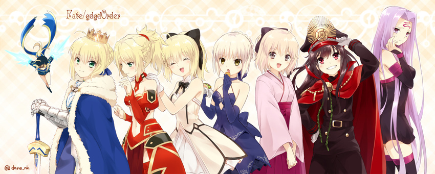 :d ahoge artoria_pendragon_(all) black_hair blonde_hair bow cape choker crown danemaru dress dual_wielding elbow_gloves family_crest fate/apocrypha fate/grand_order fate/stay_night fate/unlimited_codes fate_(series) food gloves green_eyes grin hair_bow hakama hamburger hat highres holding japanese_clothes kimono koha-ace long_hair midriff military military_uniform mordred_(fate) mordred_(fate)_(all) multiple_girls mysterious_heroine_x navel oda_nobunaga_(fate) oda_uri okita_souji_(fate) okita_souji_(fate)_(all) open_mouth ponytail purple_hair rider rojiura_satsuki:_chapter_heroine_sanctuary royal_robe saber saber_alter saber_lily scarf shako_cap smile thighhighs twitter_username uniform yellow_eyes zettai_ryouiki