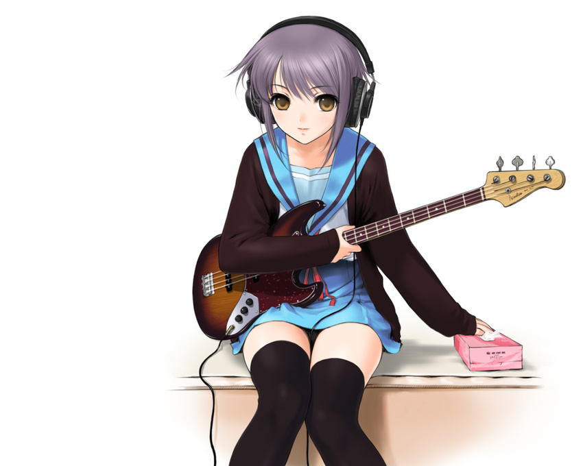 bass headphones nagato_yuki seifuku suzumiya_haruhi_no_yuuutsu thigh-highs white