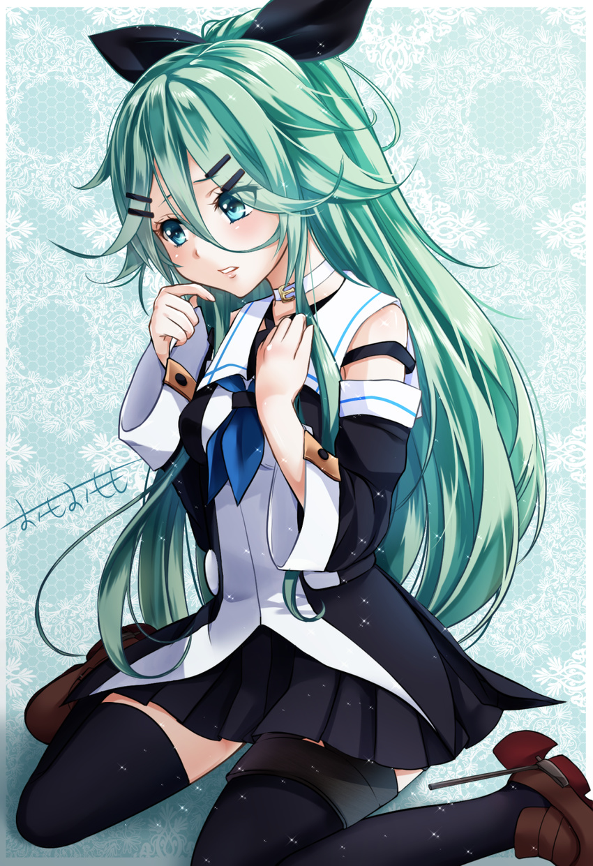 aqua_eyes aqua_hair bad_id bad_pixiv_id black_bow black_legwear black_skirt blue_neckwear bow choker commentary_request detached_sleeves hair_between_eyes hair_bow hair_ornament hair_over_one_eye hairclip highres kantai_collection long_hair neckerchief omoomomo parted_lips pleated_skirt ponytail rudder_shoes school_uniform serafuku shoes sitting skirt solo sparkle thighhighs wariza wide_sleeves yamakaze_(kantai_collection)