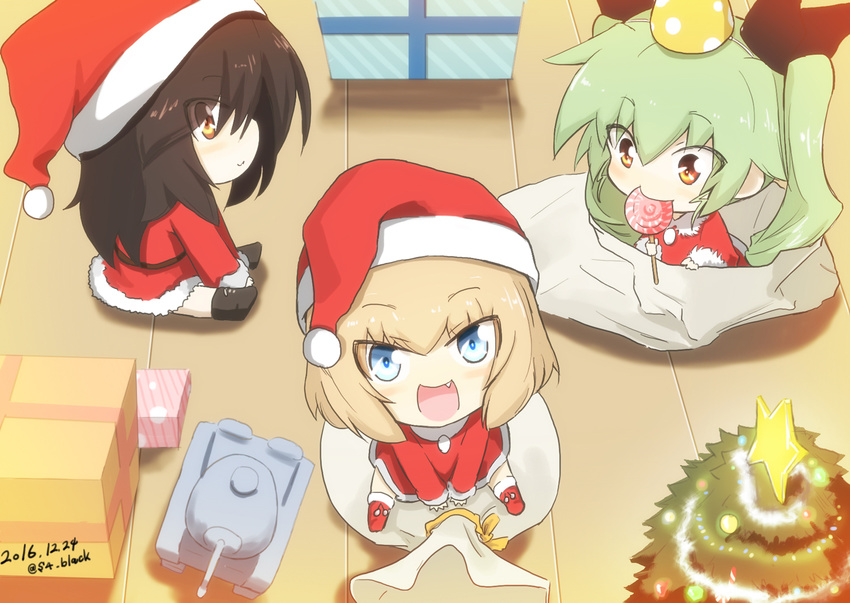 3girls alternate_costume anchovy blonde_hair blue_eyes bow box brown_eyes brown_hair candy chibi christmas christmas_tree commentary dated drill_hair eating fang food from_above gift gift_box girls_und_panzer green_hair ground_vehicle hair_bow hat in_container in_sack jinguu_(4839ms) katyusha lollipop long_hair looking_at_viewer looking_up mika_(girls_und_panzer) military military_vehicle motor_vehicle multiple_girls party_hat sack santa_costume santa_hat short_hair sitting smile tank twin_drills twitter_username wooden_floor younger