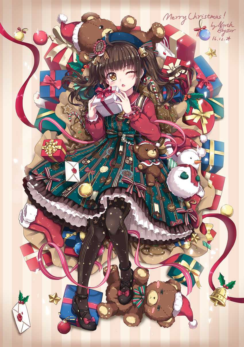 =_= ahoge artist_name bell blush blush_stickers box brown_hair christmas dated dress gift gift_box gold_trim highres letter lolita_fashion long_sleeves looking_at_viewer merry_christmas north_abyssor one_eye_closed original pantyhose petticoat pinstripe_pattern snowman solo star star_print striped stuffed_animal stuffed_toy teddy_bear triangle_mouth twintails yellow_eyes
