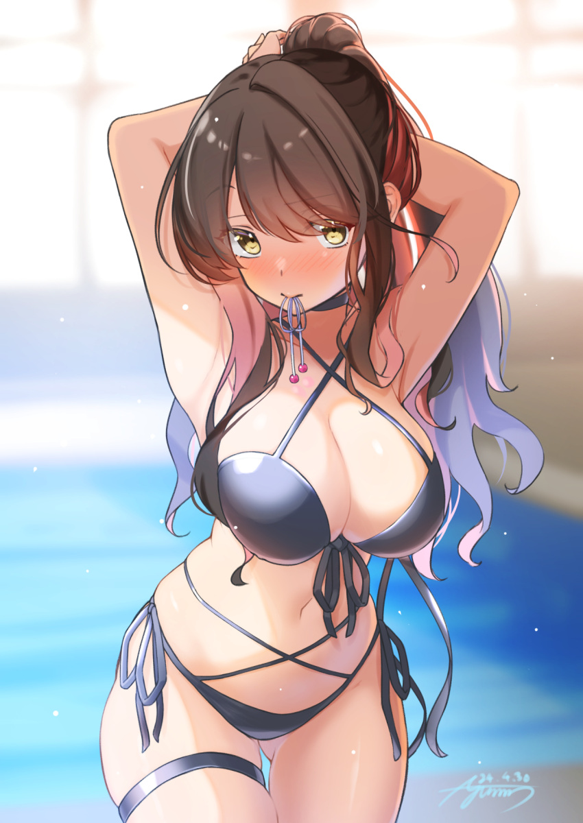 1girl ayuman bare_shoulders beach bikini black_bikini black_hair breasts collarbone comb fang hair_between_eyes hair_ribbon highres kantai_collection large_breasts long_hair looking_at_viewer multicolored_hair naganami_(kancolle) navel ocean outdoors pink_hair ponytail ribbon sand signature smile solo swimsuit two-tone_hair water wavy_hair yellow_eyes