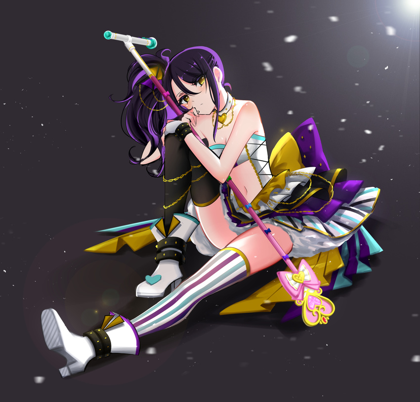 alternate_costume bad_id bad_pixiv_id bare_shoulders black_background blush boo_1 boots bow breasts chain choker cleavage fingerless_gloves full_body gloves hair_ornament highres layered_skirt leaning_forward long_hair looking_at_viewer microphone microphone_stand mismatched_legwear navel pretty_(series) pripara purple_hair side_ponytail simple_background sitting skirt small_breasts solo strapless thighhighs thighs toudou_shion yellow_eyes
