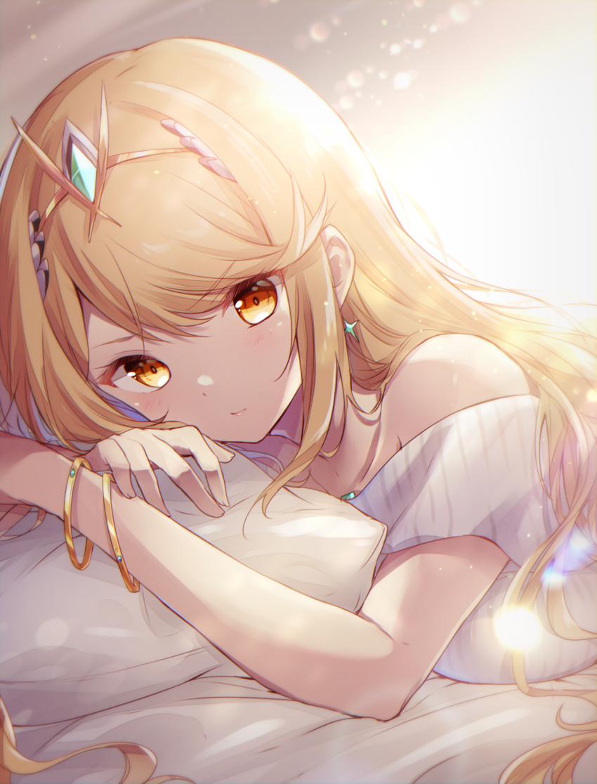 1girl alternate_costume bare_shoulders blonde_hair blush bracelet closed_mouth collarbone commentary_request earrings highres jewelry long_hair looking_at_viewer mythra_(xenoblade) off_shoulder on_bed pillow ribbed_sweater sleeveless sleeveless_sweater sunlight sweater tiara ui_frara very_long_hair white_sweater xenoblade_chronicles_(series) xenoblade_chronicles_2 yellow_eyes