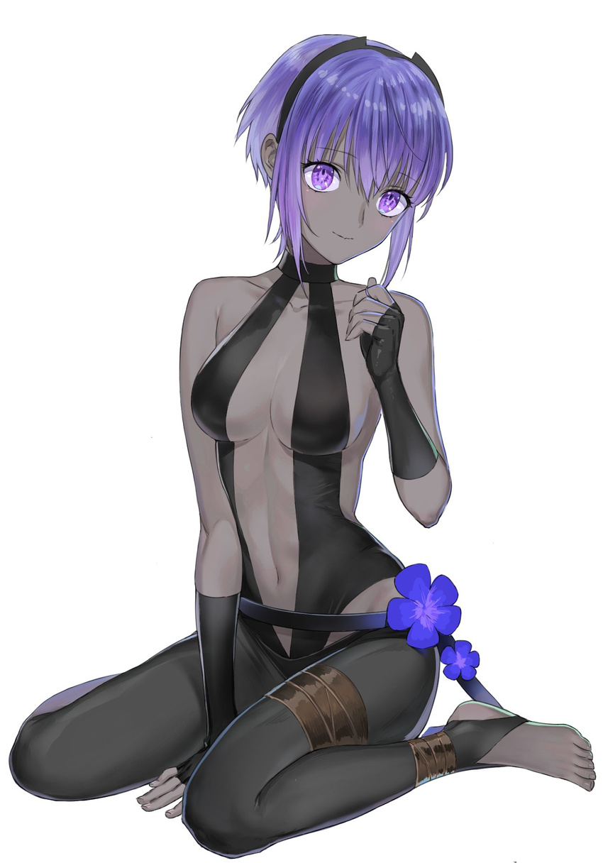 ankle_wrap bangs bare_shoulders barefoot black_gloves black_hairband black_legwear breasts collarbone dark_skin eyebrows_visible_through_hair fate/prototype fate/prototype:_fragments_of_blue_and_silver fate_(series) feet fingerless_gloves full_body gloves hairband hassan_of_serenity_(fate) highres looking_at_viewer medium_breasts navel nipi27 purple_eyes purple_hair short_hair simple_background sitting smile solo toeless_legwear toes wariza white_background