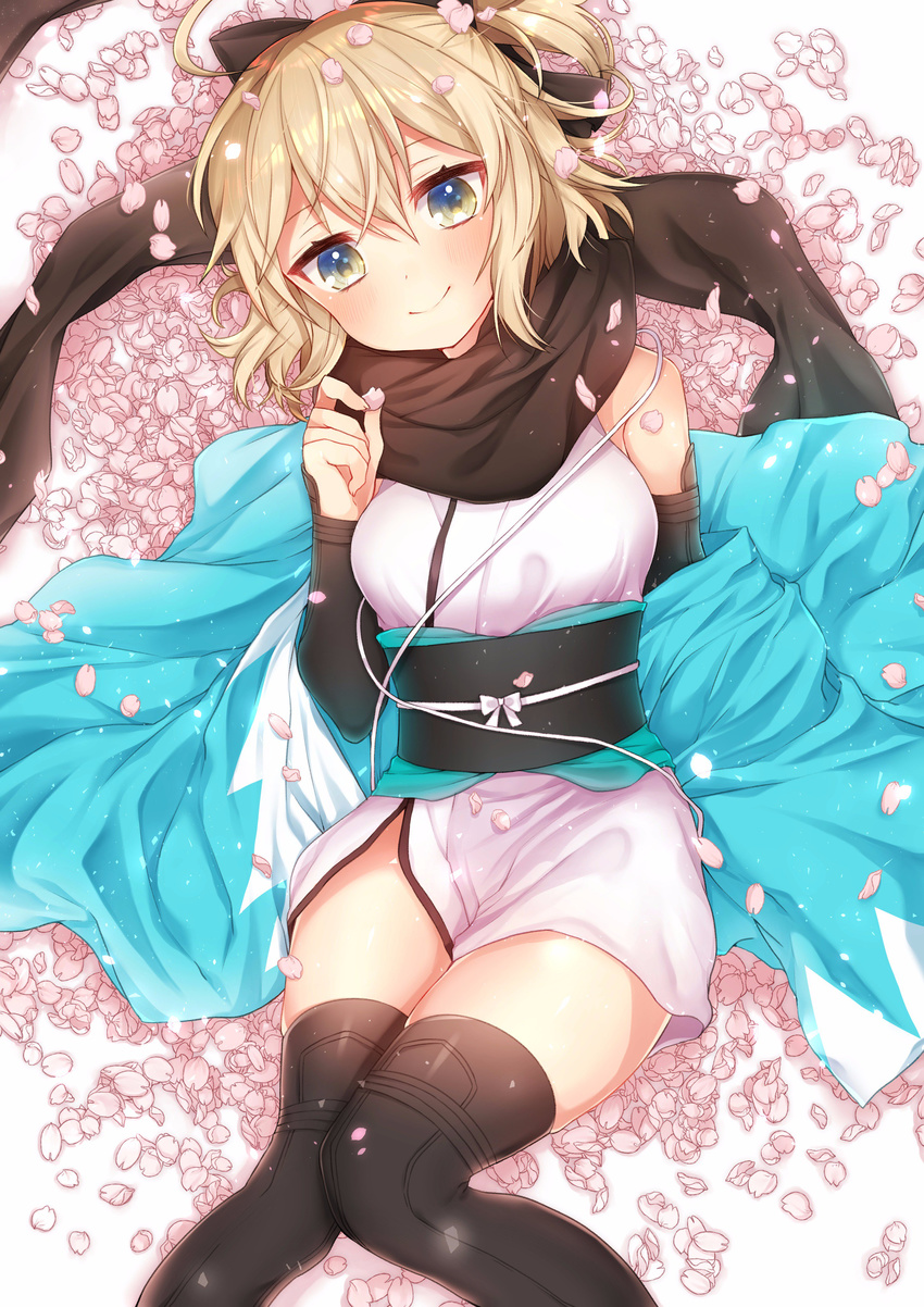 absurdres ahoge akirannu bangs black_bow black_legwear black_scarf blonde_hair blush bow cherry_blossoms closed_mouth commentary_request fate_(series) hair_between_eyes hair_bow haori highres japanese_clothes kimono kimono_skirt knees_together_feet_apart koha-ace looking_at_viewer lying obi okita_souji_(fate) okita_souji_(fate)_(all) on_back sash scarf short_hair short_kimono sleeveless sleeveless_kimono smile solo thighhighs thighs white_kimono yellow_eyes