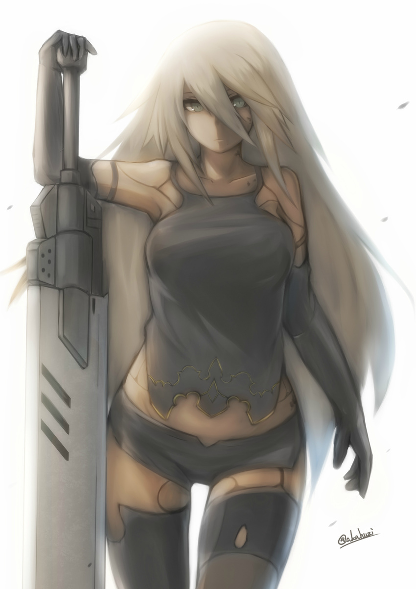 akahuzi black_gloves black_legwear breasts commentary elbow_gloves gloves highres holding holding_sword holding_weapon large_breasts long_hair looking_at_viewer nier_(series) nier_automata pantyhose silver_eyes solo sword thighhighs torn_clothes torn_legwear twitter_username weapon white_hair yorha_type_a_no._2