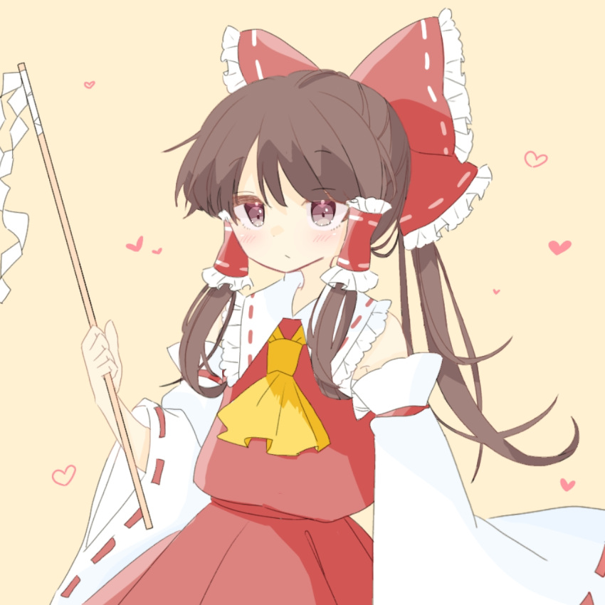 1girl ascot bare_shoulders blush bow brown_eyes brown_hair collared_shirt commentary_request detached_sleeves expressionless frilled_bow frilled_hair_tubes frilled_shirt_collar frills gohei hair_bow hair_ribbon hair_tubes hakurei_reimu hand_up heart highres holding holding_gohei long_sleeves looking_ahead medium_hair ponytail red_bow red_ribbon red_shirt red_skirt ribbon rio_(zdhg3425) sarashi shirt sidelocks simple_background skirt skirt_set sleeveless sleeveless_shirt solo touhou tress_ribbon upper_body white_sleeves wide_sleeves yellow_ascot yellow_background