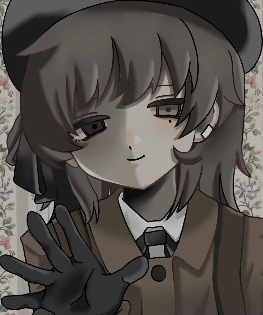 1girl 401-chan absurdres bandaid_on_ear beret black_gloves black_hat black_ribbon brown_coat brown_eyes brown_hair closed_mouth coat collared_coat gloves hair_ribbon hand_up hat hatoba_tsugu highres long_hair looking_at_viewer mole mole_under_eye neck_ribbon one_side_up ribbon smile solo tsugu_(vtuber) upper_body virtual_youtuber wallpaper_(object) waving