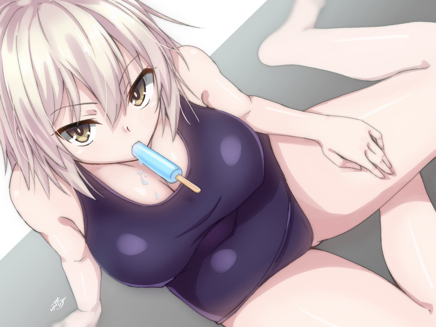 arm_support bangs blonde_hair blue_swimsuit breasts cleavage commentary_request dripping eyebrows_visible_through_hair fate/apocrypha fate/grand_order fate_(series) food food_in_mouth food_on_body from_above hair_between_eyes hand_on_own_leg highres jeanne_d'arc_(alter)_(fate) jeanne_d'arc_(fate)_(all) large_breasts looking_at_viewer looking_up mouth_hold one-piece_swimsuit popsicle ramchi school_swimsuit short_hair sitting solo swimsuit thighs yellow_eyes