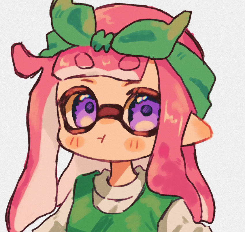 1girl bow bow_hairband commentary_request commission eyebrows_hidden_by_hair green_bow green_hairband hair_bow hairband highres inkling inkling_girl inkling_player_character long_hair looking_at_viewer ochocho2828 pink_hair pointy_ears pout purple_eyes simple_background solo splatoon_(series) tentacle_hair thick_eyebrows upper_body white_background