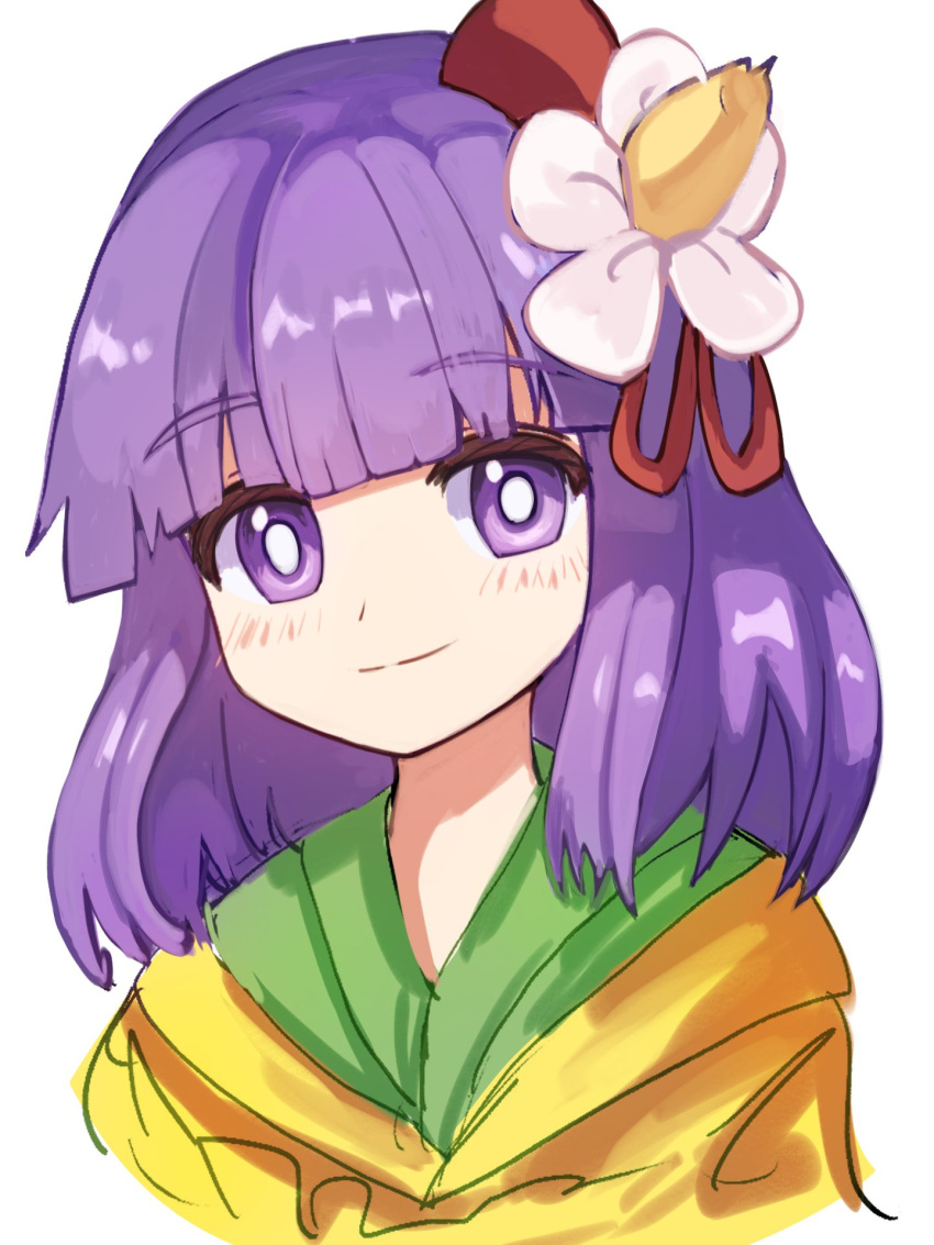 1girl blunt_bangs blush closed_mouth commentary_request flower green_kimono hair_flower hair_ornament happy head_tilt hieda_no_akyuu highres japanese_clothes kimono medium_hair plus2sf purple_eyes purple_hair revision simple_background smile solo touhou upper_body white_background white_flower yellow_kimono