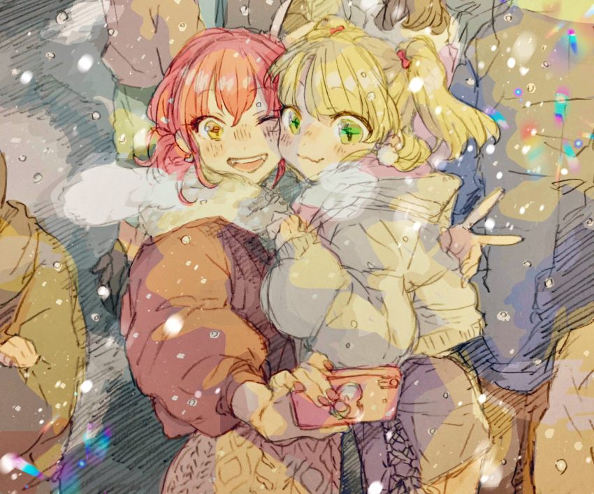 2girls 6+others blonde_hair blush breath cellphone gacho_p green_eyes highres hug idolmaster idolmaster_cinderella_girls jacket jougasaki_mika jougasaki_rika multiple_girls multiple_others one_eye_closed open_mouth phone pink_hair scarf siblings sisters sketch smartphone smile snow snowing two_side_up v winter winter_clothes yellow_eyes