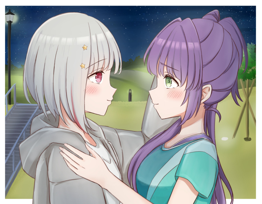 2girls absurdres blush bob_cut border breasts colored_inner_hair commentary_request eye_contact green_eyes green_shirt grey_hair grey_jacket hair_ornament hand_on_another's_head hand_on_another's_shoulder highres hood hooded_jacket in-universe_location inverted_bob iroha_(nami3) jacket lamppost link!_like!_love_live! lone_nape_hair long_hair long_sleeves looking_at_another love_live! medium_breasts multicolored_hair multiple_girls night night_sky open_clothes open_jacket otomune_kozue outside_border purple_hair purple_tank_top red_eyes red_hair scene_reference shirt short_hair short_sleeves side_ponytail sidelocks sky smile star_(sky) star_(symbol) star_hair_ornament starry_sky streaked_hair tank_top virtual_youtuber white_border white_shirt yugiri_tsuzuri