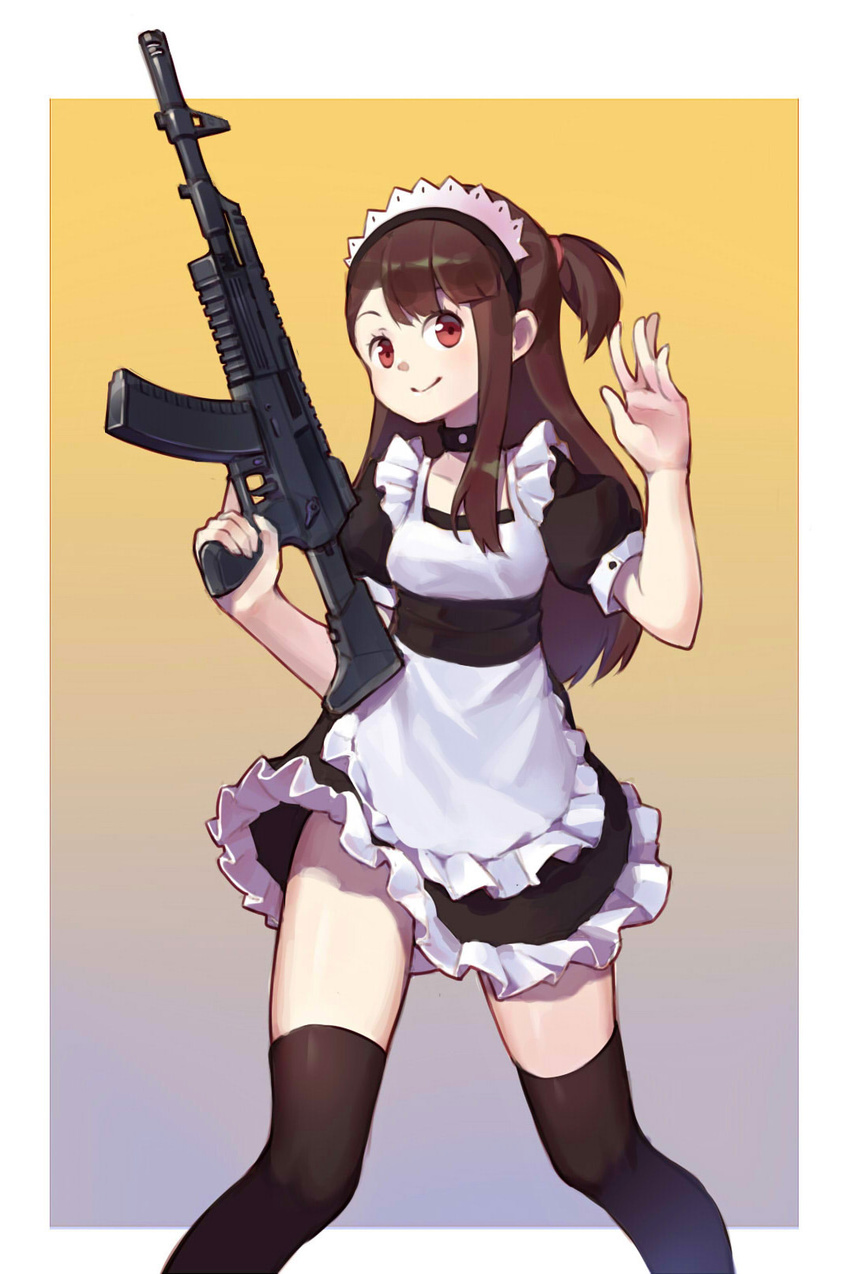 alternate_costume apron assault_rifle asymmetrical_bangs bangs border brown_hair dianche_miao_(18826) enmaided gun highres kagari_atsuko little_witch_academia looking_at_viewer maid maid_apron maid_headdress md5_mismatch outside_border raised_eyebrows red_eyes rifle smile solo thighhighs thighs weapon white_border yellow_background