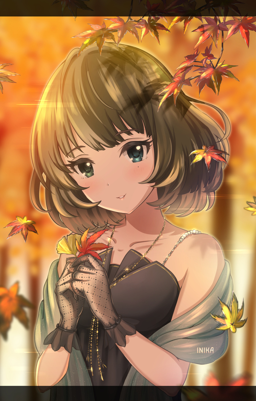 artist_name autumn_leaves blue_eyes blurry commentary_request depth_of_field dress gloves green_eyes heterochromia highres idolmaster idolmaster_cinderella_girls inika letterboxed looking_at_viewer mole mole_under_eye parted_lips shawl short_hair smile solo takagaki_kaede