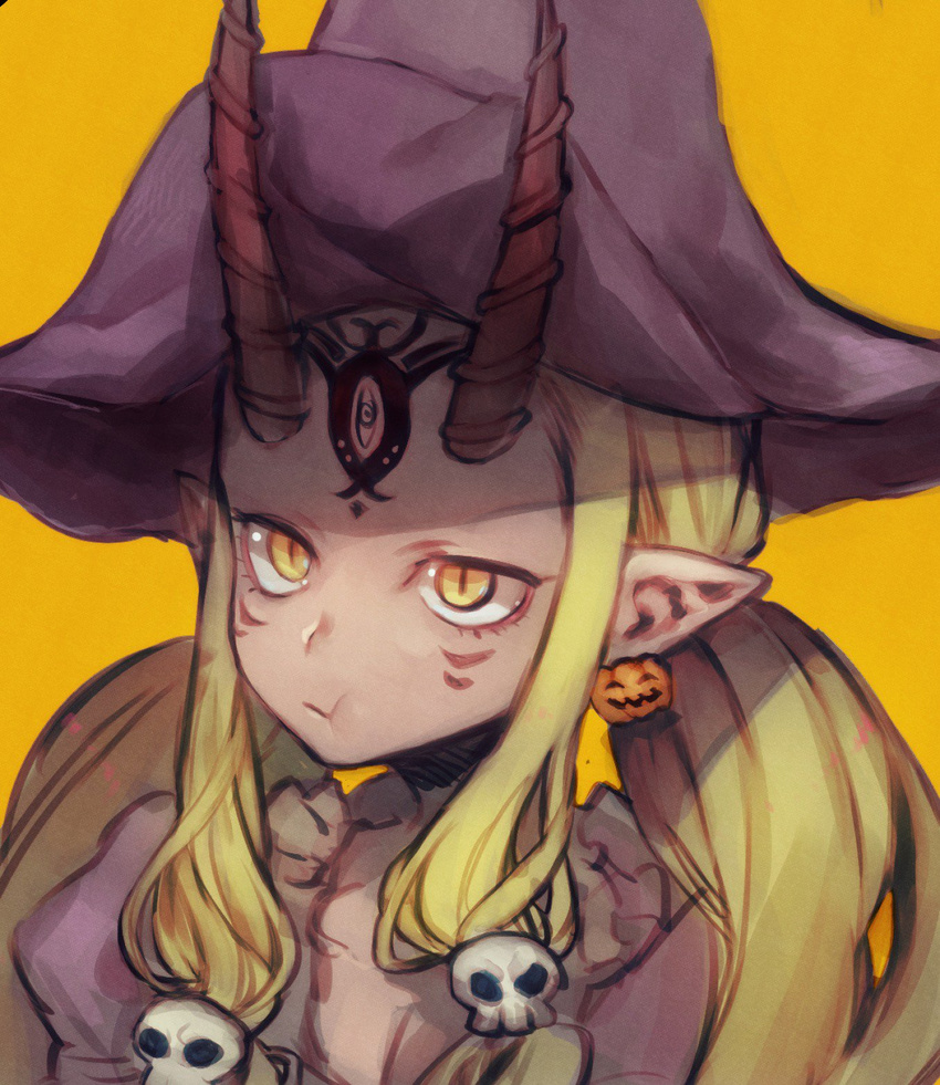 :t alternate_costume alternate_hairstyle blonde_hair breasts cheek_bulge cleavage closed_mouth collarbone demon_girl earrings eating eyelashes facial_mark fate/grand_order fate_(series) food_themed_earrings forehead_mark gradient gradient_background hair_ornament halloween hat highres horns ibaraki_douji_(fate/grand_order) jack-o'-lantern jewelry long_hair looking_at_viewer looking_away low_twintails no_eyebrows norasame_(dagako) oni oni_horns orange_background pointy_ears puffy_sleeves pumpkin pumpkin_earrings purple_hat skull skull_hair_ornament slit_pupils small_breasts solo tsurime twintails upper_body witch_hat yellow_eyes