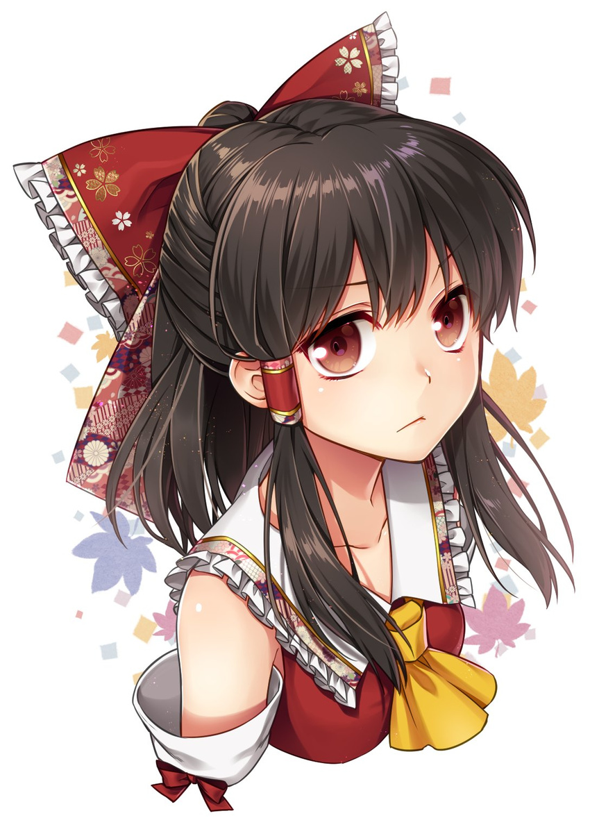 ascot bangs black_hair bow brown_hair collarbone commentary_request detached_sleeves floral_print hair_bow hair_tubes hakurei_reimu highres kuronohana long_hair looking_at_viewer ponytail red_bow red_eyes shiny shiny_hair solo touhou upper_body vest white_background
