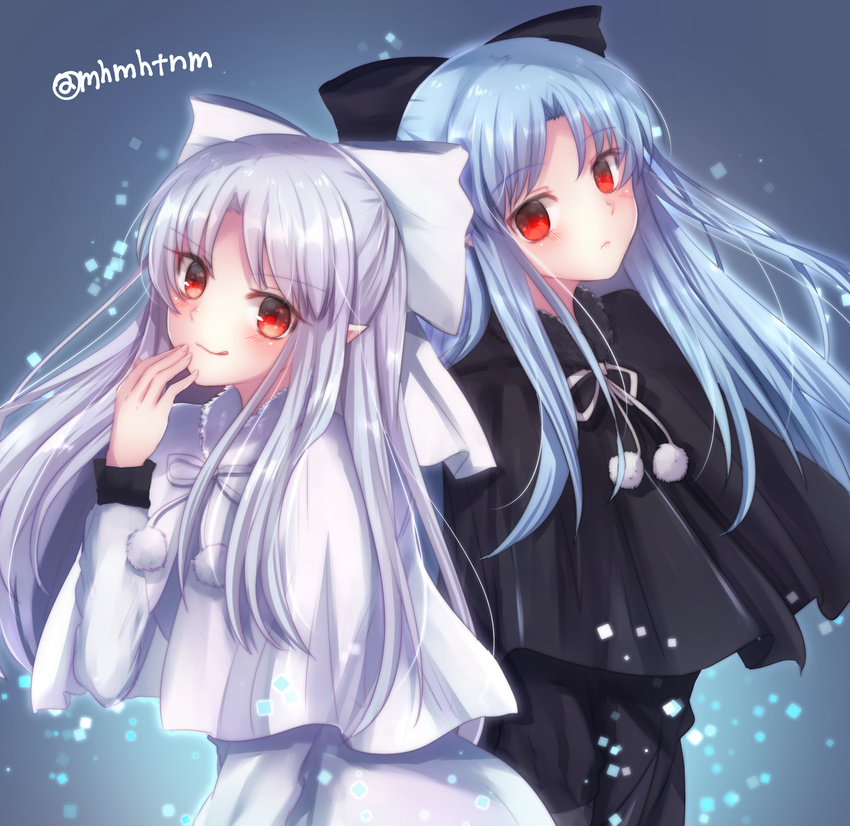 :3 :q bangs black_bow black_capelet black_dress blue_background blue_hair blush bow capelet closed_mouth dress expressionless eyebrows_visible_through_hair hair_bow hair_ribbon hand_up highres leaning_forward len long_hair looking_at_viewer multiple_girls neck_ribbon pointy_ears pom_pom_(clothes) red_eyes ribbon silver_hair simple_background smile tanaji tongue tongue_out tsukihime twitter_username white_capelet white_dress white_len white_ribbon