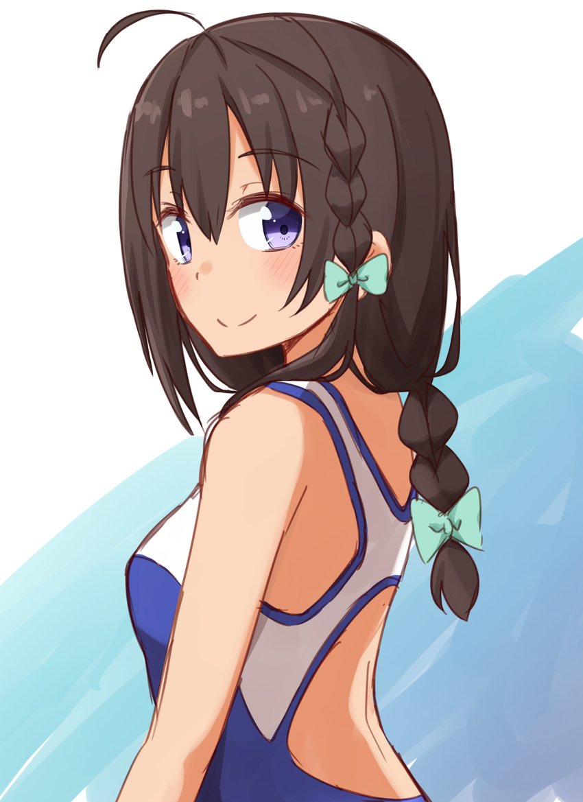 backless_outfit backless_swimsuit bangs black_hair blue_swimsuit blush bow braid breasts closed_mouth competition_swimsuit eyebrows_visible_through_hair green_bow hair_between_eyes hair_bow high_school_fleet highres kapatarou looking_at_viewer looking_back multicolored multicolored_clothes multicolored_swimsuit one-piece_swimsuit purple_eyes side_braid small_breasts smile solo swimsuit uchida_mayumi white_swimsuit