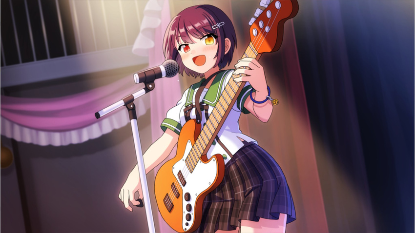 black_hair ensemble_girls! ensemble_girls_(artist) game_cg guitar hair_ornament hairclip heterochromia highres instrument kimisaki_school_uniform kuromori_suzu official_art plaid plaid_skirt red_eyes school_uniform serafuku short_hair skirt smile solo spoilers yellow_eyes