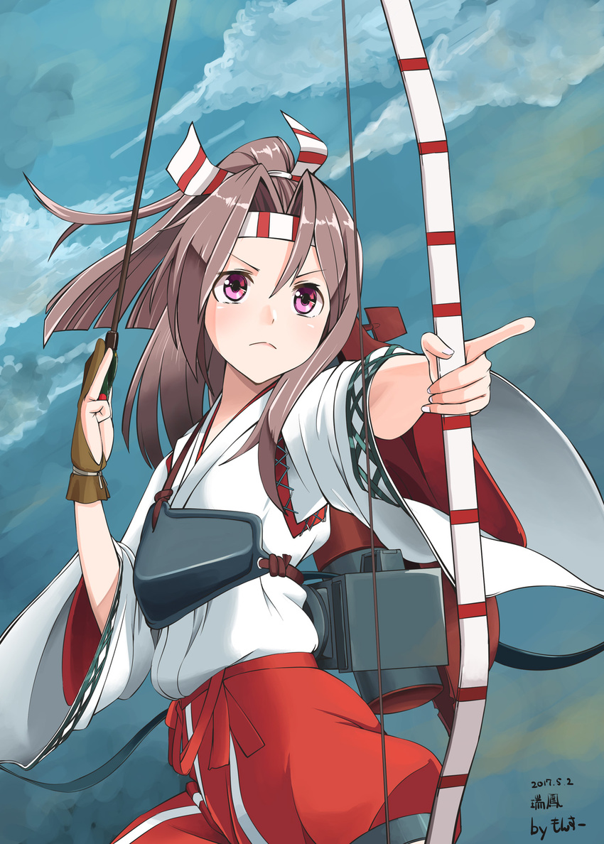 &gt;:( artist_name bow_(weapon) brown_hair commentary_request cowboy_shot dated flat_chest gloves hachimaki hair_between_eyes headband high_ponytail highres holding holding_bow_(weapon) holding_weapon japanese_clothes kantai_collection long_hair monsuu_(hoffman) muneate partly_fingerless_gloves ponytail solo v-shaped_eyebrows weapon yugake zuihou_(kantai_collection)