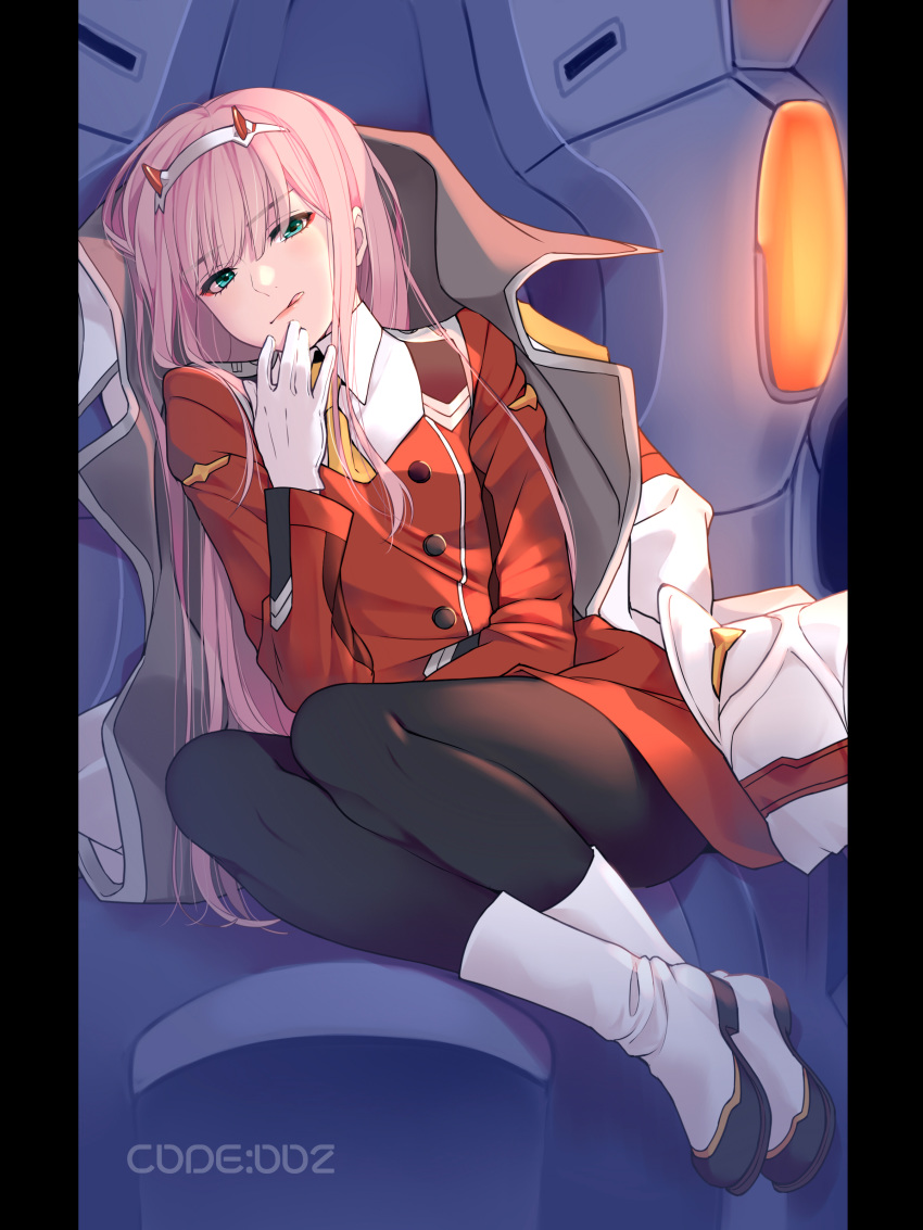 darling_in_the_franxx horns tagme thighhighs uniform zero_two_(darling_in_the_franxx)