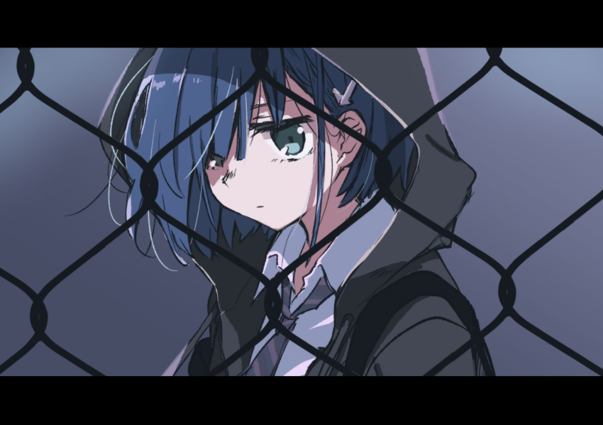 black_hoodie black_neckwear blue_hair closed_mouth collared_shirt darling_in_the_franxx expressionless gradient gradient_background green_eyes grey_background hair_ornament hair_over_one_eye hairclip highres hood hood_up hoodie ichigo_(darling_in_the_franxx) letterboxed looking_at_viewer matsuda_hikari necktie open_clothes open_hoodie shirt short_hair solo striped striped_neckwear upper_body white_shirt wing_collar