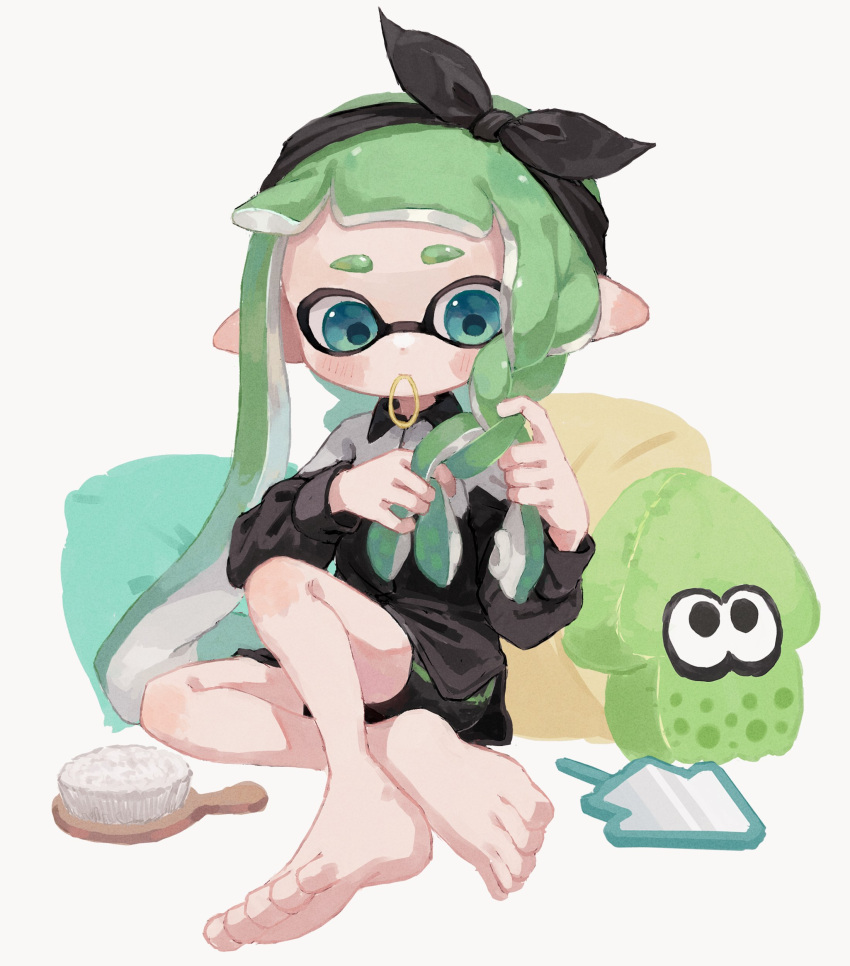 1girl absurdres adjusting_hair aqua_eyes barefoot black_bow black_hairband bow braid commentary full_body green_hair hair_brush hair_tie_in_mouth hairband highres inkling inkling_girl long_hair mouth_hold myon_rio pointy_ears sitting solo splatoon_(series) tentacle_hair thick_eyebrows toes white_background