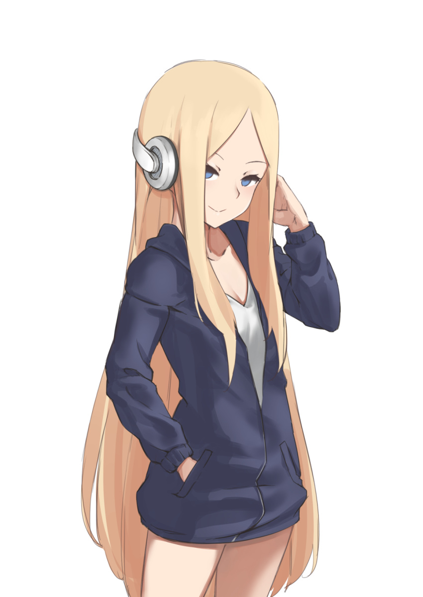 abigail_williams_(fate/grand_order) bangs blonde_hair blue_eyes casual closed_mouth cowboy_shot fate/grand_order fate_(series) forehead hand_in_pocket headphones highres hood hoodie jilu long_hair long_sleeves looking_at_viewer parted_bangs pocket simple_background smile solo standing very_long_hair white_background