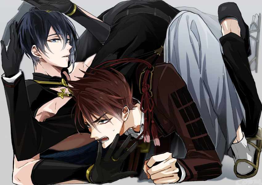 absurdres belt black_gloves black_pants blue_eyes blue_hair coma_(macaron) cramped gloves highres igote male_focus mikazuki_munechika multiple_boys ookanehira_(touken_ranbu) open_mouth pants red_hair sandals stuck sweatdrop tassel touken_ranbu